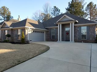9407 Crescent Lodge Cir, Pike Road, AL 36064