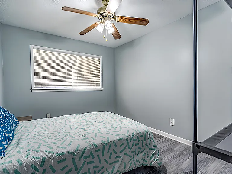 Fern Valley Dr SW — Photo 1