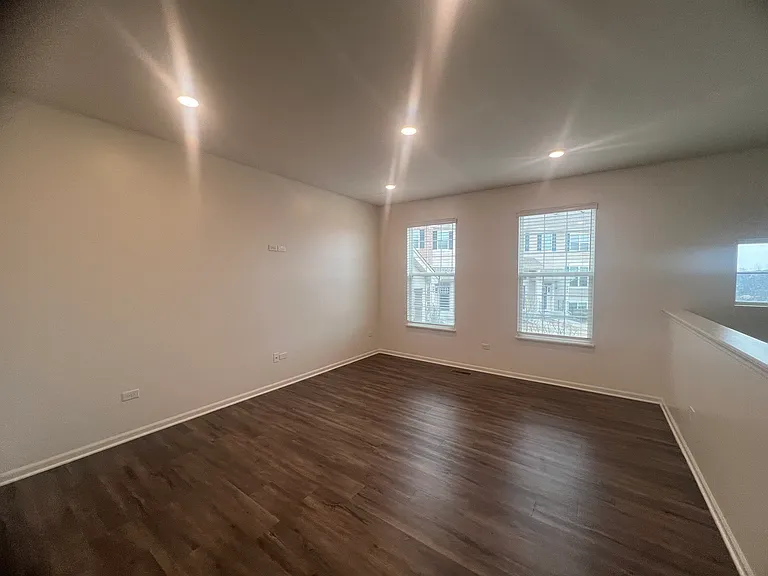 285 Lakeshore Dr — Photo 5