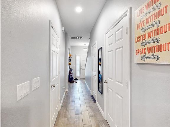 4th image of 1461 River Rock Ct