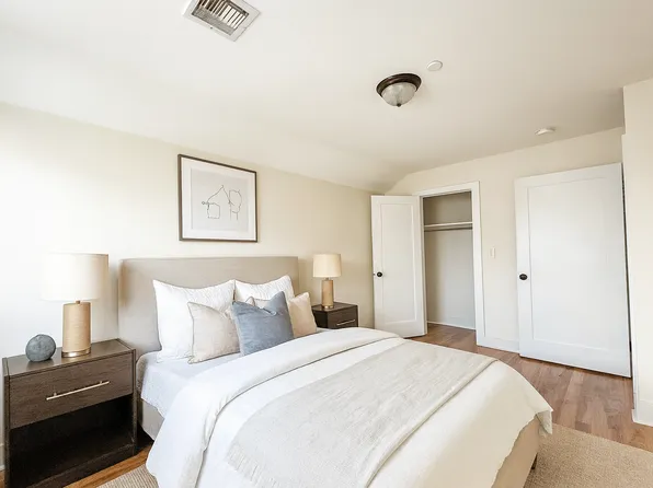 1267 East 54th Street image 3 of 6