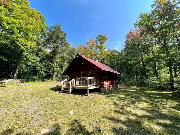 137 Ponozzo Rd, Iron River, MI 49935