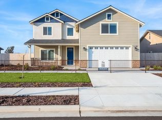 506 Tule Ave, Woodlake, CA 93286