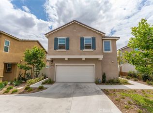 2522 Gunner Ridge Way, Rialto, CA 92377
