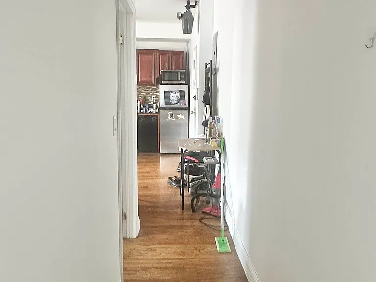 235 E 4th St #5C — Photo 10