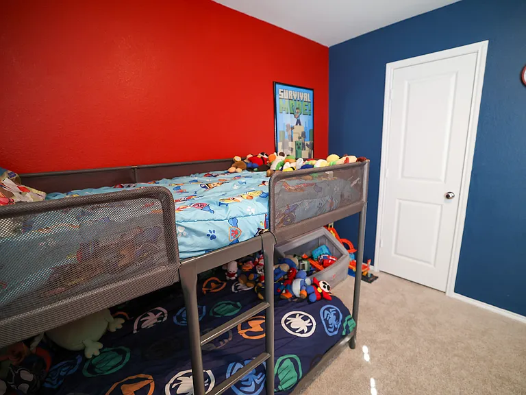 1361 Beach Dr — Photo 18