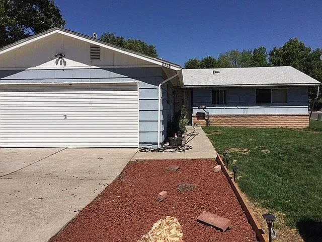 2228 Rizzo Dr photo 1