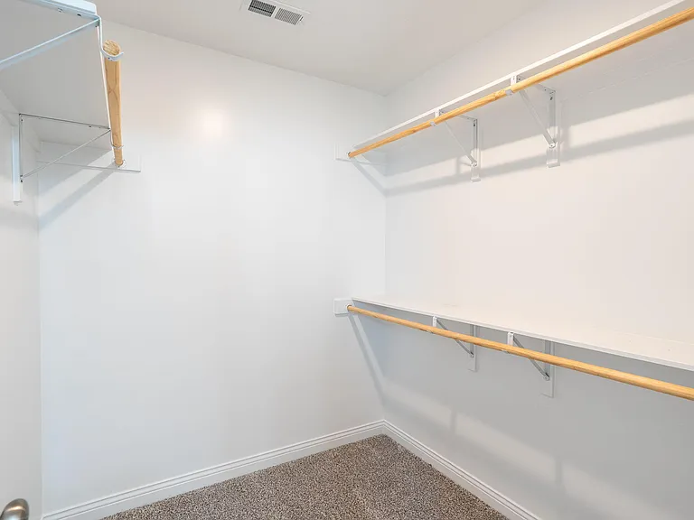 5502 Geyser Blvd — Photo 11