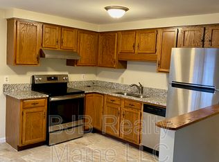 27 Hoyt St APT 5, South Portland, ME 04106