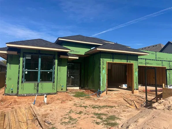 10105 SW 27th St, Yukon, OK 73099