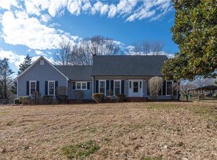 8052 Lasater Rd, Clemmons, NC 27012