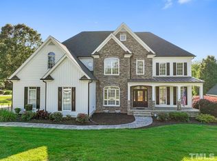 2800 Green Yard Ct, Fuquay Varina, NC 27526