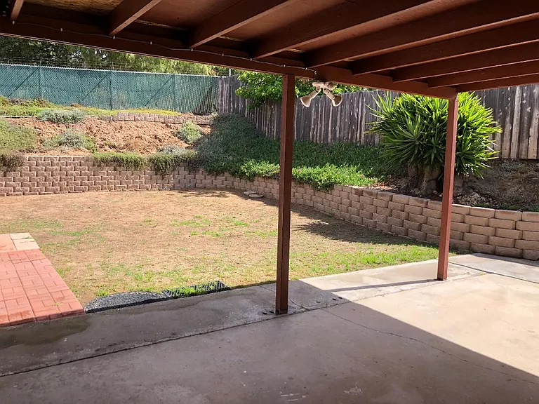 2750 Dahlia Ave — Photo 26