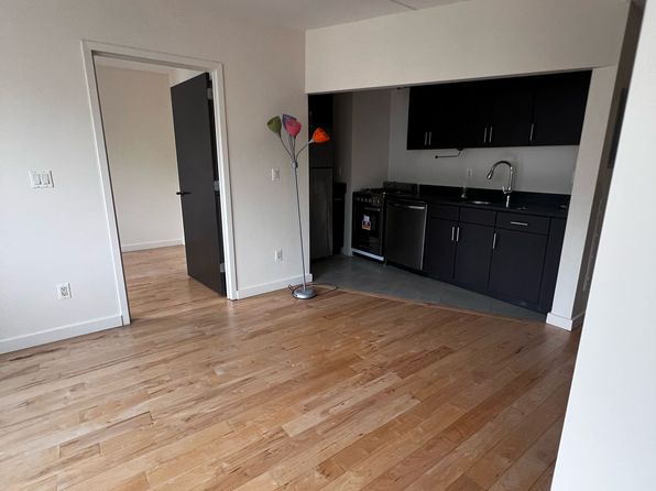 1810 3rd Ave APT B8C