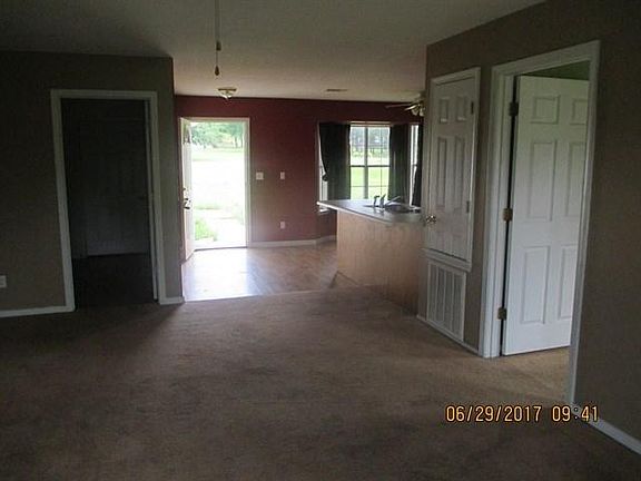 3rd image of 1821 E Main St