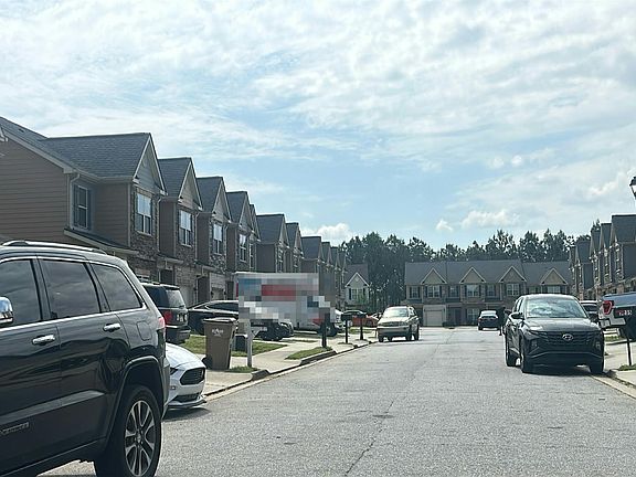 5th image of 5251 Carrie Dr