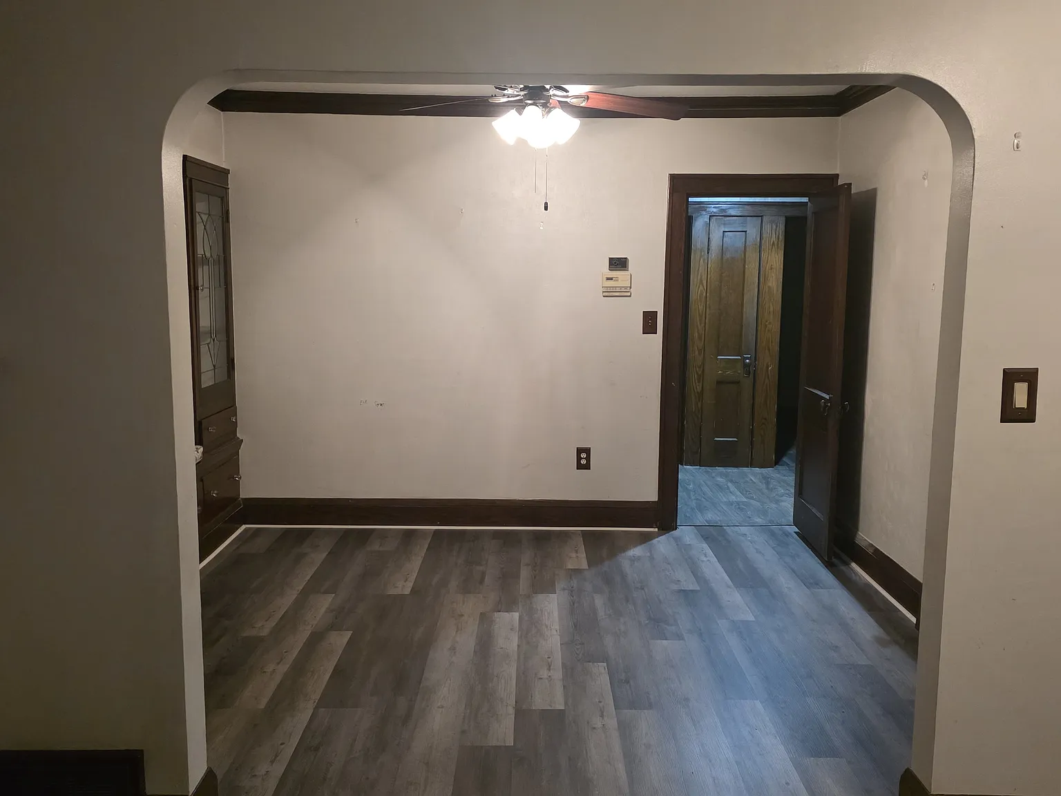 3 bed, 2.5 bath, 1400 sqft, $1,700 — Photo 3