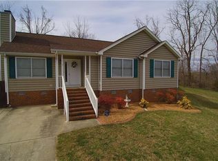 5 Woodlea Valley Cv, Greensboro, NC 27406