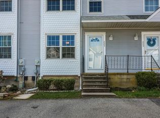 223 Britain Ct, Newark, DE 19702