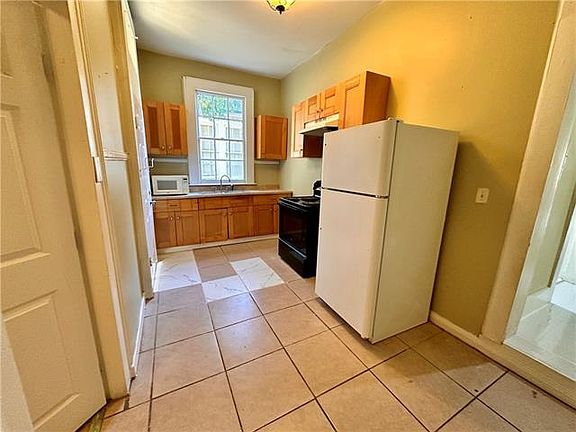 5th image of 2302 Iberville St