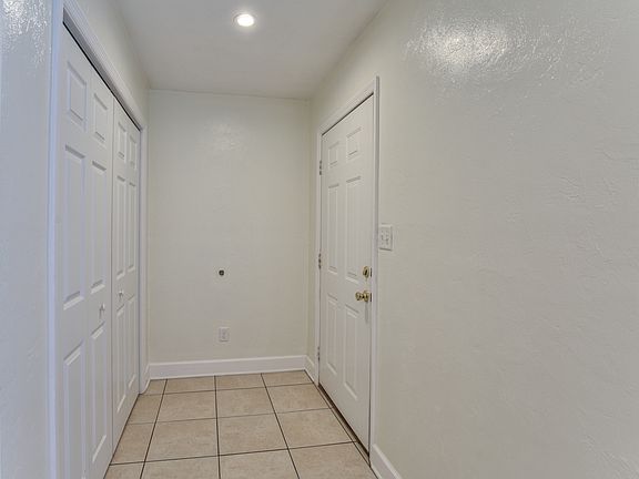 5th image of 900 Meginnis Ln