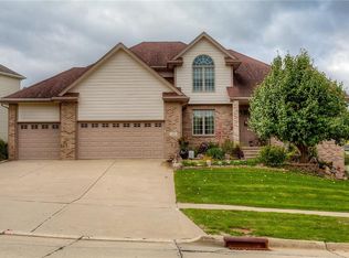 1110 SE Brentwood Dr, Waukee, IA 50263