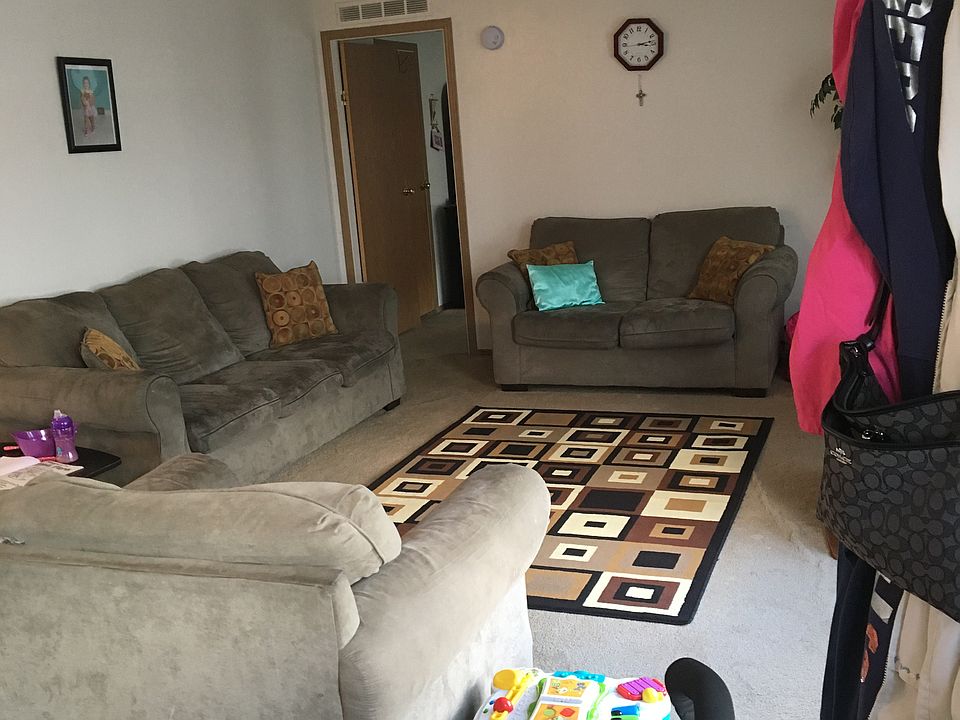 1st image of 37978 Bronson Dr