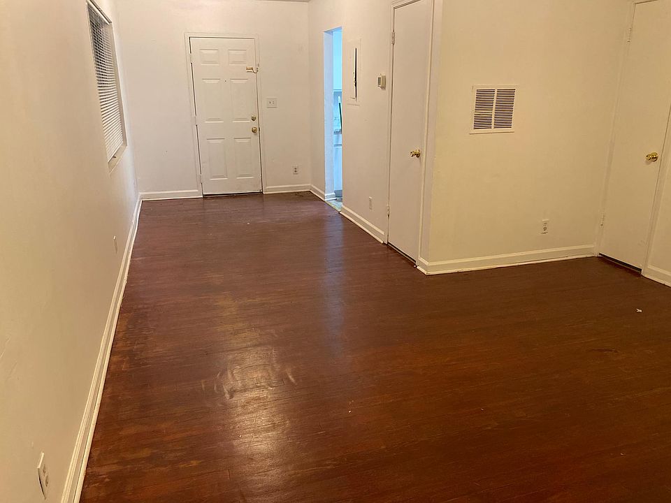 2nd image of 1491 Rupert Rd APT A