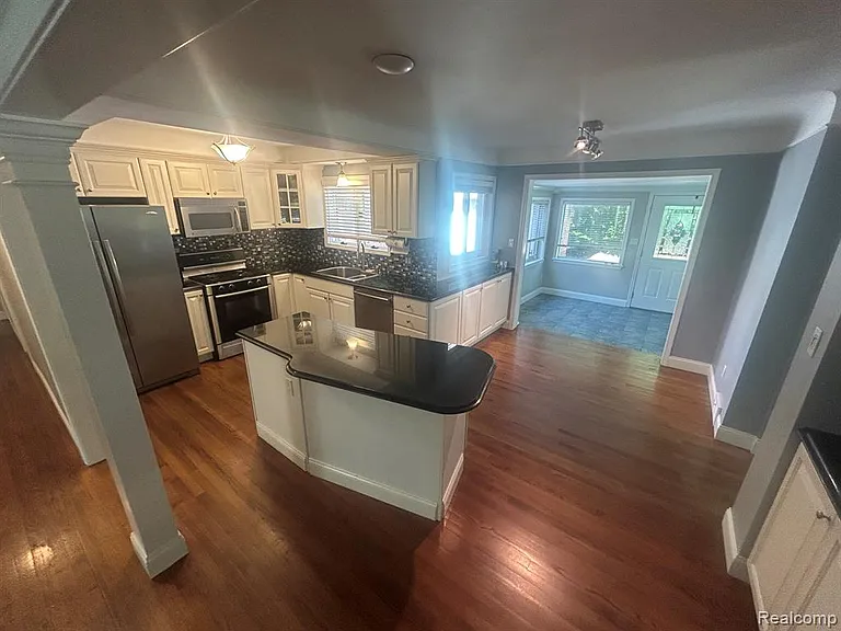760 S Evergreen St — Photo 15