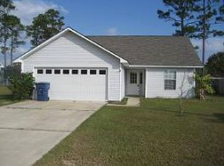 3220 N 6th St, Ocean Springs, MS 39564