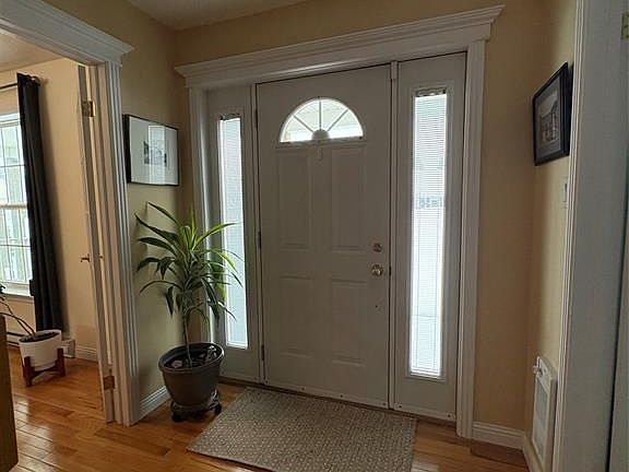 3rd image of 26 Thomas Street