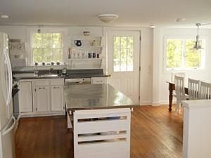 4th image of 335 Lake Elizabeth Drive