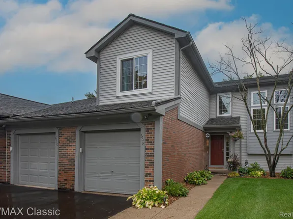 608 Winwood Cir, Walled Lake, MI 48390