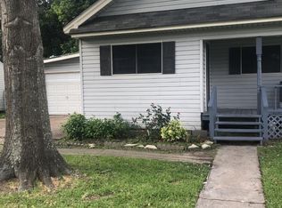120 N 22nd St #1, Nederland, TX 77627