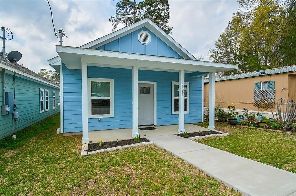 3 bed, 2.0 bath, $1,250 — Photo 1