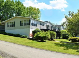 71 Roundtop Rd, Irwin, PA 15642