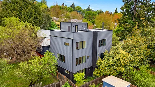 312 27th Ave E #A Photo 1