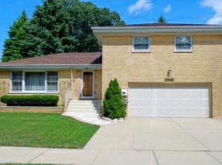2449 Davisson St, River Grove, IL 60171