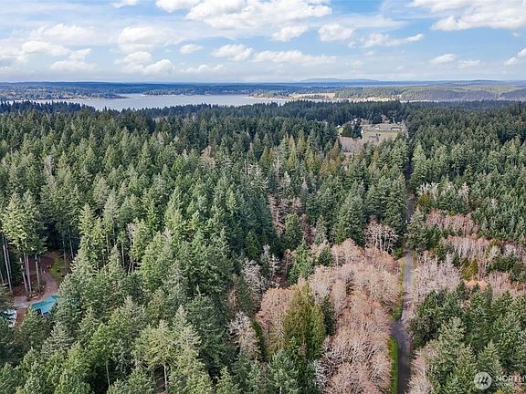 4th image of 12613 Camus Road