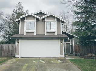 7104 Springmont Dr, Elk Grove, CA 95758