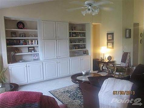 5th image of 401 Crown Ct
