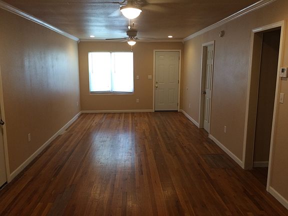 5th image of 808 E 18th St