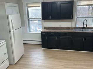 30 Parker St #1R, West Warwick, RI 02893