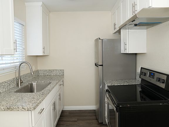 5th image of 1817 W St APT 3