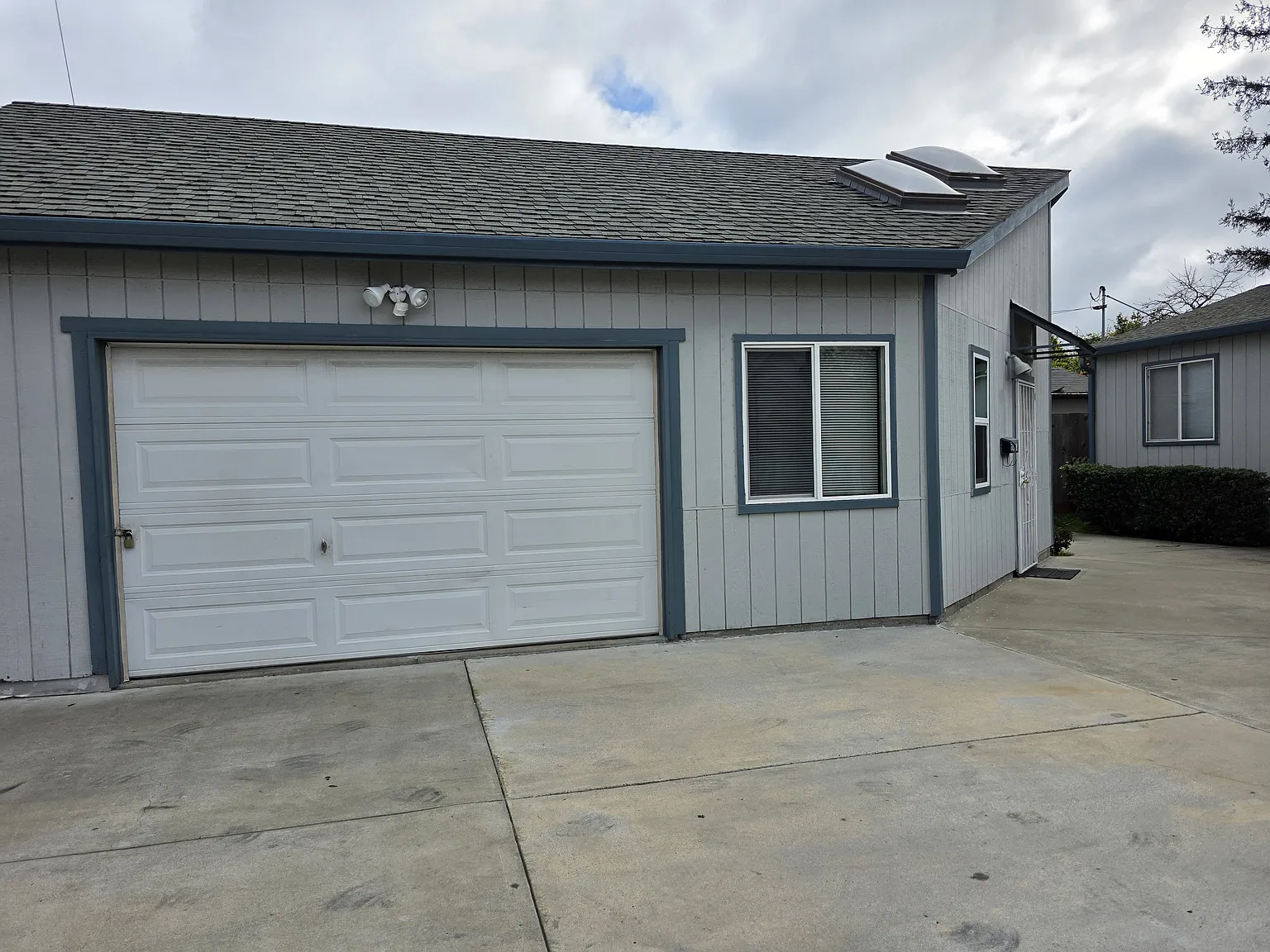 Studio, 450 sqft, $1,700 — Photo 1