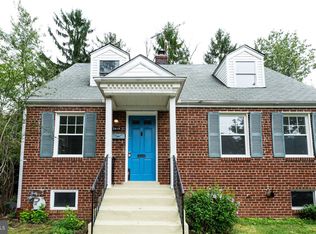 2419 N Dickerson St, Arlington, VA 22207