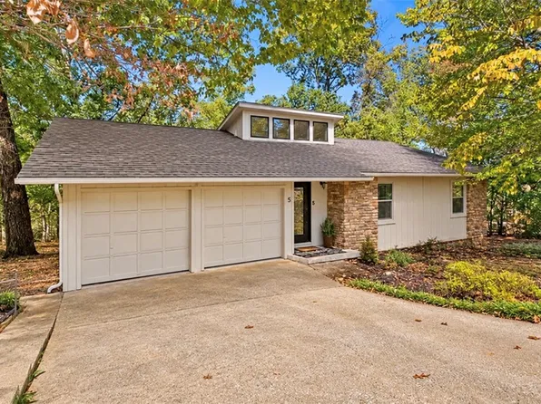 5 Stringer Ln, Bella Vista, AR 72715