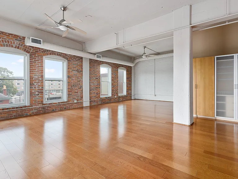432 E Rich St #4E — Photo 16