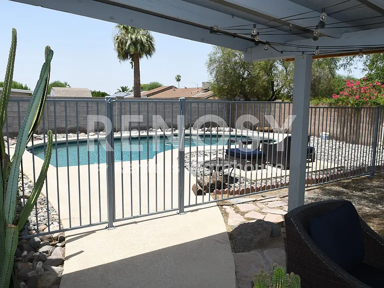 1550 W Pershing Ave — Photo 19