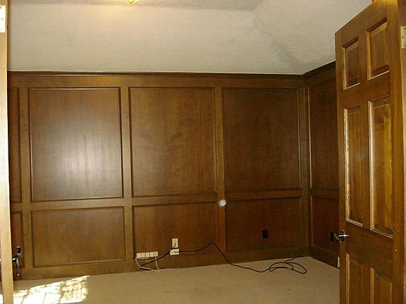 3rd image of 2426 Ashmont Dr